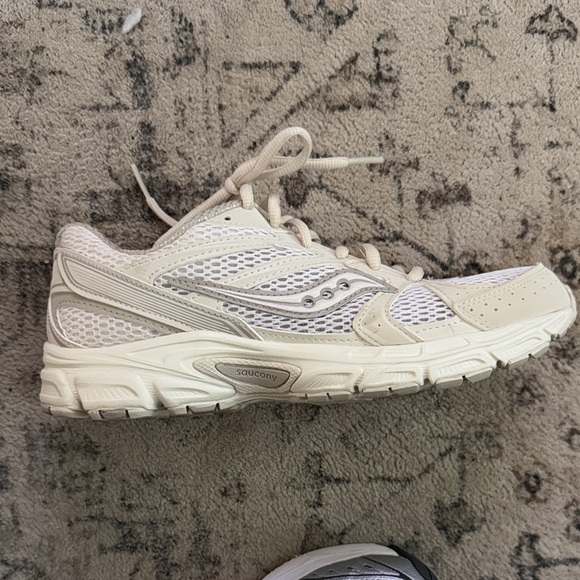 Saucony Women's Light Beige Mesh Sneakers - Picture 2 of 4